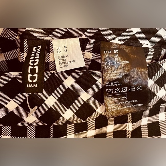 🌟HP🌟 ACADEMIA ANIME Plaid H & M Miniskirt Pleated School Girl Sz18 Cosplay - Picture 5 of 13